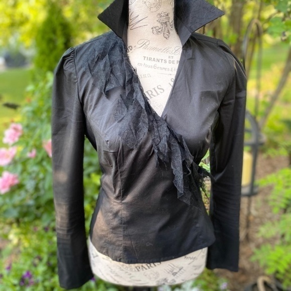 Le Full Wrap Black Top - Picture 9 of 11